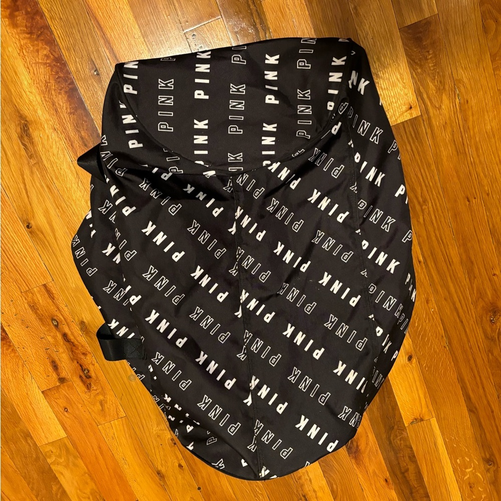VS PINK DUFFLE BAG